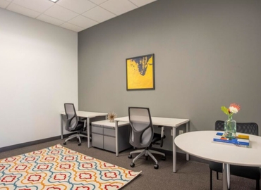1076 m² Convention center in Fort Lauderdale, FL, East Sunrise Boulevard 2598 (33304) - 1 | MatchOffice.com