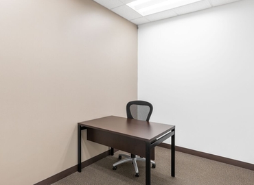 Virtual office in West Palm Beach, FL, 2054 Vista Parkway (33411) - 1 | MatchOffice.com