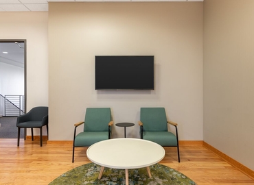 1076 m² Conference space in Elk Grove, CA, Laguna Springs Drive 9245 (95758) - 1 | MatchOffice