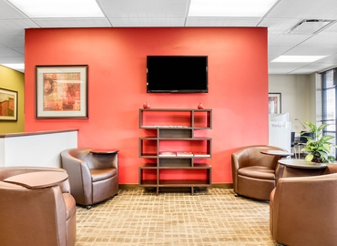 1076 m² Conference room in St. Louis, MO, North Stadium Boulevard 303 (65203) - 3 | MatchOffice.com