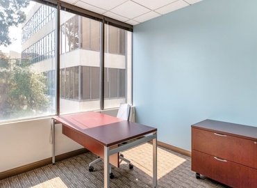 1076 m² Conference hall in Rolling Hills, CA, Deep Valley Drive 609 (90274) - 5 | MatchOffice.com