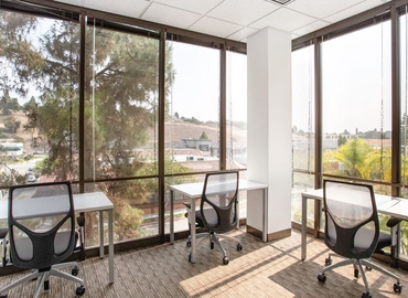 1076 m² Conference room in Rolling Hills, CA, Deep Valley Drive 609 (90274) - 6 | MatchOffice