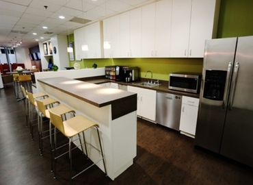 2691 m² Business center in Anaheim, CA, 2400 East Katella (92806) - 5 | MatchOffice.com