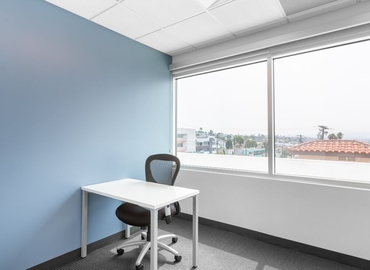 2691 m² Shared workspace  in Santa Monica, CA, 2447 Pacific Coast Highway (90254) - 6 | MatchOffice.com