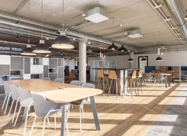 1076 m² Meeting room in Dallas, TX, 8117 Preston Road (75225) - 3 | MatchOffice.com