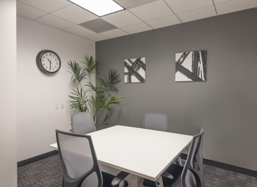 2799 m² Business center in Westlake Village, CA, 2945 Townsgate Road (91361) - 8 | MatchOffice.com