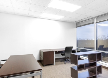 1076 m² Conference hall in Cincinnati, OH, 8044 Montgomery Road (45236) - 3 | MatchOffice.com