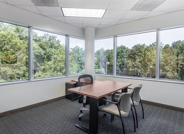 2691 m² Co-working in Richmond, VA, 7400 Beaufont Springs Drive (23225) - 0 | MatchOffice.com