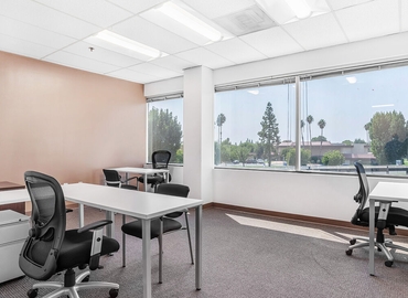 1076 m² Conference room in Bakersfield, CA, 4900 California Avenue (93309) - 3 | MatchOffice.com