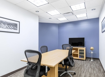 2691 m² Business space in Houston Central, TX, 2929 Allen Parkway (77019) - 0 | MatchOffice