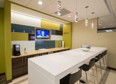 2691 m² Business space in Houston Central, TX, 2950 North Loop West (77092) - 0 | MatchOffice.com