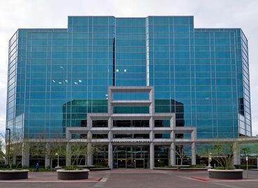 Virtual office space in Phoenix, AZ, 2575 East Camelback (85016) - 3 | MatchOffice