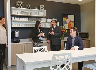 Virtual office space in Burbank, CA, 303 North Glenoaks Boulevard (91502) - 2 | MatchOffice.com