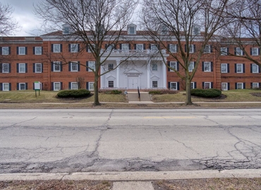 2691 m² Coworking space  in Park Ridge, IL, 350 S. Northwest Highway (60068) - 3 | MatchOffice.com