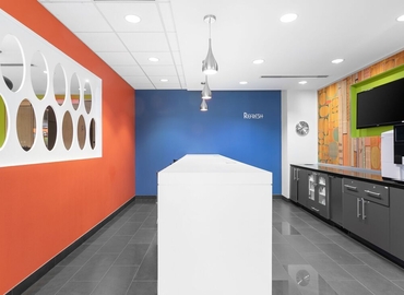 2691 m² Business space in Dallas, TX, 325 N. St. Paul Street (75201) - 4 | MatchOffice.com