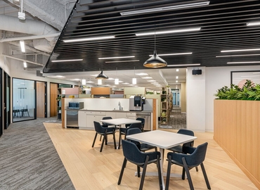 Virtual office space in Orange, CA, 333 City Boulevard West (92868) - 9 | MatchOffice