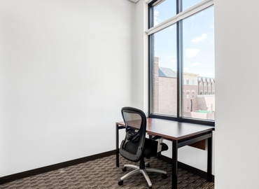 2314 m² Business space in Naperville, IL, 50 South Main Street (60540) - 0 | MatchOffice