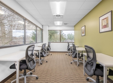 2691 m² Business space in Hartford, CT, 360 Bloomfield Avenue (06095) - 4 | MatchOffice
