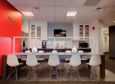 2691 m² Business park in Detroit, MI, 400 Renaissance Center (48243) - 5 | MatchOffice.com