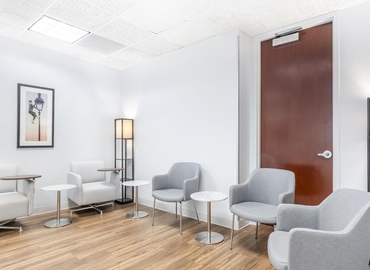2691 m² Business space in Plantation, FL, 8201 Peters Road (33324) - 1 | MatchOffice
