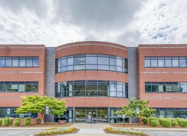 Virtual business address in Greensboro, NC, 717 Green Valley Road (27408) - 4 | MatchOffice.com