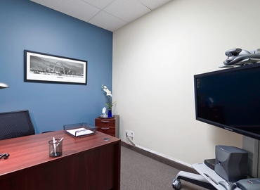 Virtual business address in Greensboro, NC, 717 Green Valley Road (27408) - 5 | MatchOffice.com