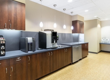 2691 m² Business park in Northbrook, IL, 707 Skokie Boulevard (60062) - 8 | MatchOffice.com
