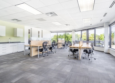 2691 m² Shared workspace  in Columbia, MD, 6700 Alexander Bell Drive (21046) - 4 | MatchOffice.com