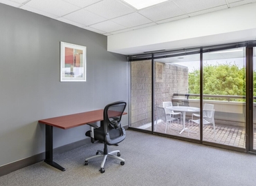 2691 m² Business park in Pittsburgh, PA, 651 Holiday Drive (15220) - 8 | MatchOffice.com