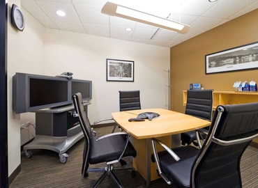 Virtual business address in Denver, CO, 100 Fillmore Place (80206) - 2 | MatchOffice.com