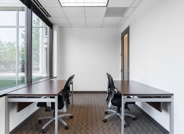 Virtual business address in Lake Forest, IL, 100 S. Saunders Road (60045) - 10 | MatchOffice