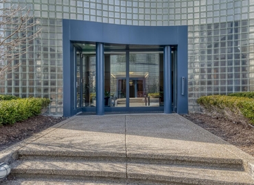 8396 m² Coworking space  in Troy, MI, 100 West Big Beaver Road (48084) - 8 | MatchOffice.com