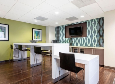 Virtual office space in Chicago, IL, 10 South Riverside Plaza (60606) - 5 | MatchOffice