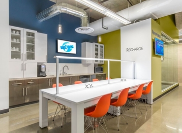 2691 m² Coworking  in Los Angeles, CA, 5250 Lankershim Blvd. (91601) - 2 | MatchOffice.com