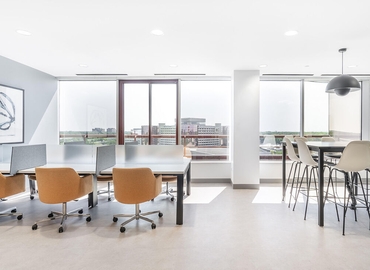 Virtual address in Chicago, IL, 5600 North River Road (60018) - 9 | MatchOffice.com