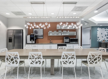 Virtual business address in Miami, FL, 1221 Brickell Avenue (33131) - 4 | MatchOffice.com