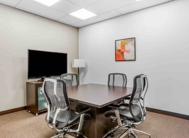 2691 m² Business park in Schaumburg, IL, 1821 Walden Office Square (60173) - 0 | MatchOffice.com