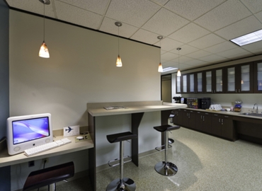 Virtual office space in Addison, TX, 15851 Dallas Parkway (75001) - 9 | MatchOffice