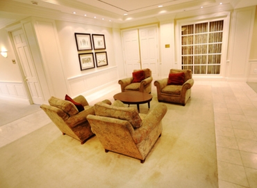 Virtual office in Woodland Hills, CA, 21900 Burbank Blvd (91367) - 1 | MatchOffice.com