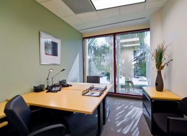 Virtual office space in Boca Raton, FL, 2255 Glades Road (33431) - 4 | MatchOffice.com