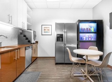 2691 m² Coworking  in Cary, NC, 2500 Regency Parkway (27518) - 7 | MatchOffice.com