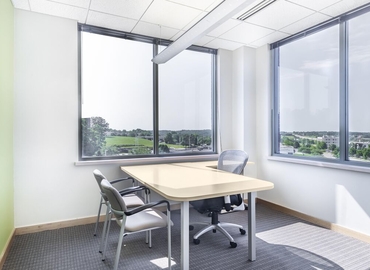 2691 m² Business park in Madison,	 WI, 2810 Crossroads Dr (53718) - 9 | MatchOffice