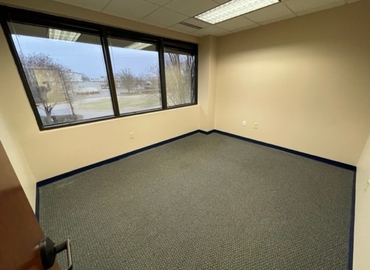 2539 m² Office space available to rent in Chesapeake, VA, Greenbrier Circle 860, 23320  - 8 | MatchOffice.com