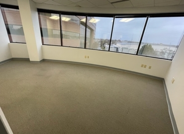 4062 m² Commercial office available to rent in Chesapeake, VA, Greenbrier Circle 860, 23320  - 8 | MatchOffice.com