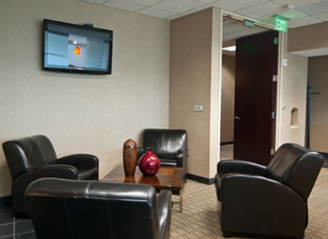 Virtual office space in Atlanta, GA, 3399 Peachtree Rd NE (30327) - 8 | MatchOffice.com