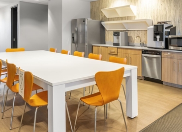 2691 m² Business space in Iselin, NJ, 33 Wood Avenue South (08830) - 13 | MatchOffice.com