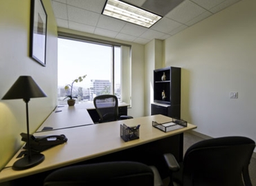 Virtual business address in Glendale, CA, 450 North Brand Boulevard (91203) - 3 | MatchOffice.com