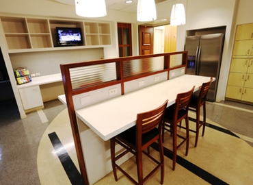 Virtual office space in Los Angeles, CA, 633 West Fifth Street (90071) - 1 | MatchOffice