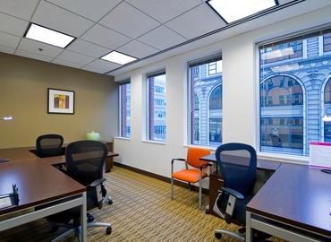 Virtual office space in Des Moines, IA, 699 Walnut Street (50309) - 5 | MatchOffice