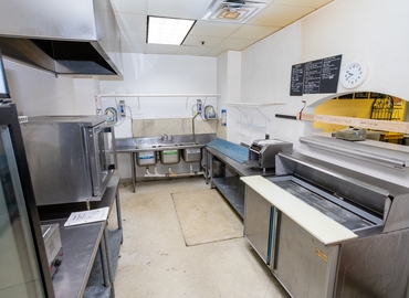 1056 m² Business space in Norfolk, VA, Lake Wright Drive 5800 (23502) - 7 | MatchOffice.com